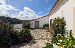 Carvalhal Benfeito, Leiria 2500