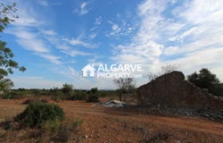 Paderne, Algarve 8200