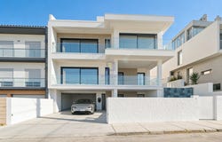 Santa Iria De Azoia, Lisbon 2690