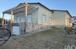 Valado Dos Frades, Leiria 2450