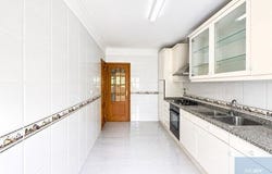 Loures, Lisboa 2685-382