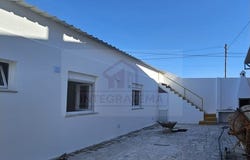 Alfeizerão, Leiria 2460