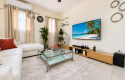 Cole Bay, Sint Maarten