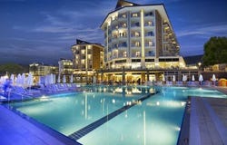 Kusadasi, Ege kiyilari