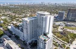Hollywood, FL 33020