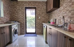 Kingfisher Avenue 266, unit 266, Sunward Park, Gauteng 1459