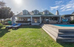 Grotto Bay, Western Cape 7437