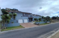 Merestyn Road 49, Saldanha Central, Western Cape 7395