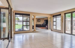 Crystal crescent 3, unit 3A, Parkrand, Gauteng 1459