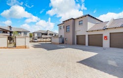 Montana, Gauteng 182