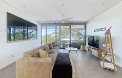 Sheffield Beach, KwaZulu-Natal 4420