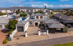 Bogey Boulevard 50, Country Club, Western Cape 7357