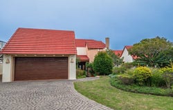 Dunnage Drive 24, Pezula Golf Estate, Western Cape 6571