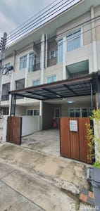 /international/th/62-181-phraya-suren-24-bang-chan-khlong-sam-wa-bangkok-10510-thailand-khlong-sam-wa-bangkok-340105572114/