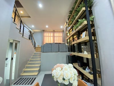 /international/th/hookrajong-cafe-45-ถนนยานนาวา-chong-nonsi-yannawa-bangkok-10120-tha-chong-nonsi-bangkok-340106642818/?lang=id