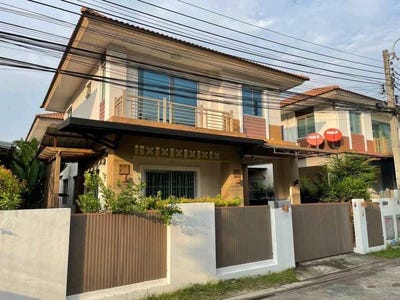 /international/th/82-3-passorn-bangna-wongwan-racha-thewa-bang-phli-samut-prakan-10540-thailand-bang-phli-samut-prakan-340106645968/
