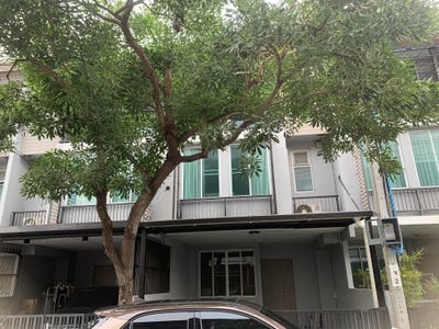/international/th/eskimo-studio-chorakhe-bua-lat-phrao-bangkok-10230-thailand-lat-phrao-bangkok-340106645964/