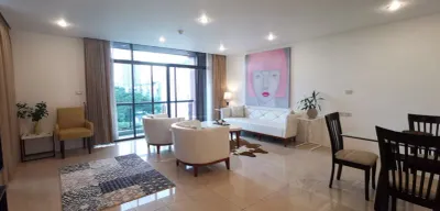 /international/th/44-sukhumvit-61-khlong-tan-nuea-vadhana-bangkok-10110-thailand-vadhana-bangkok-340106659046/