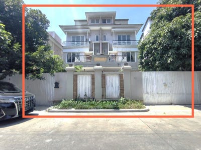 /international/kh/nirouth-chbar-ampov-phnom-penh-360107128052/