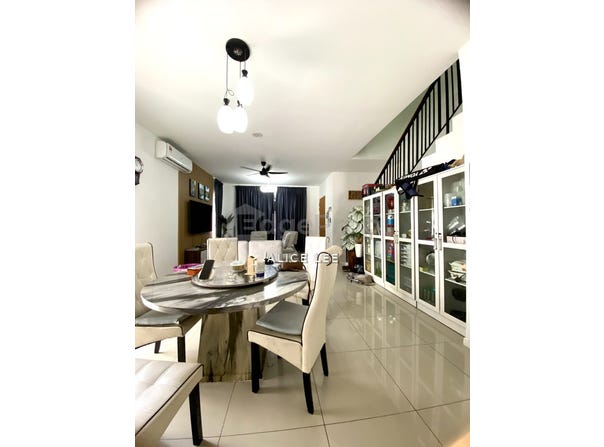 J, Cyberjaya, Selangor 63000