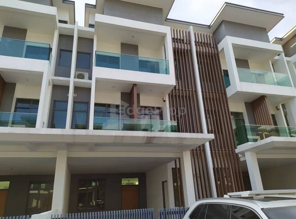 Xania @ Reflexion, Jalan Nusaputra, 47130 Puchong, Selangor, Puchong, Selangor 47130