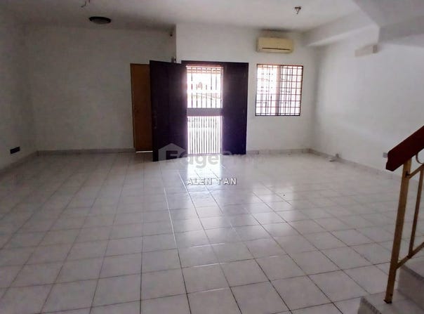 Jalan BP 10, Puchong, Selangor 47100