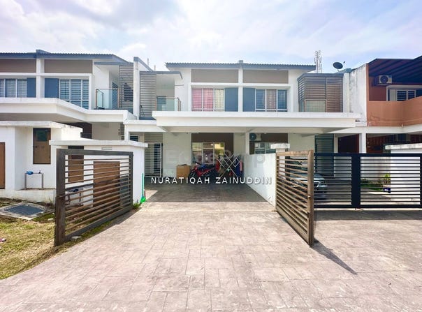 J, Sepang, Selangor 43800