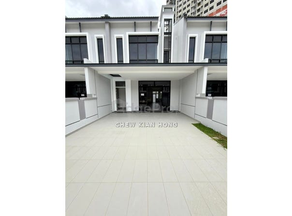 Johor Bahru, Johor 81100