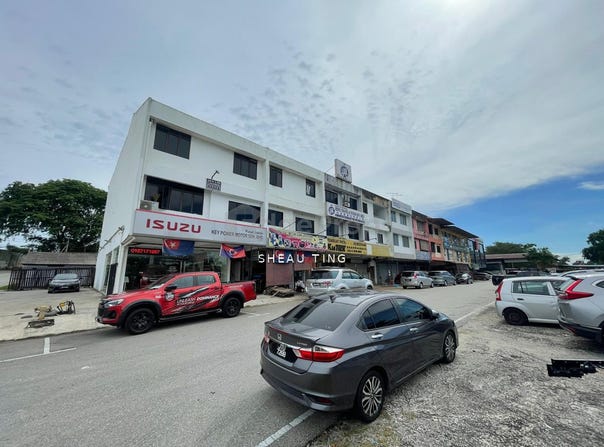 Jalan Selangat, Senai, Johor 81400
