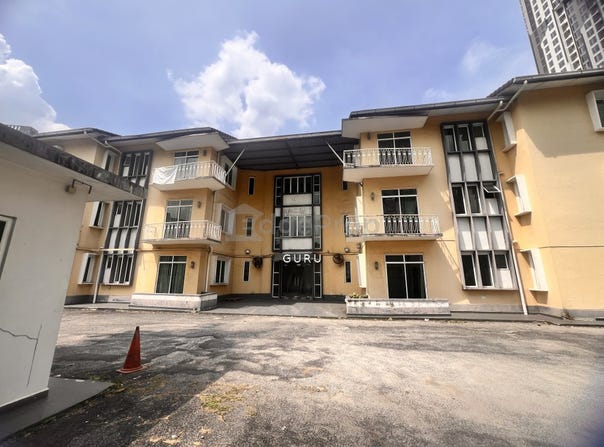 Jalan Sultan Abdul Samad, Brickfields, Kuala Lumpur 50470