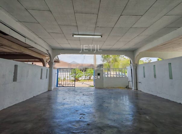 Off Jalan Pendamaran, Port Klang, Selangor 42000