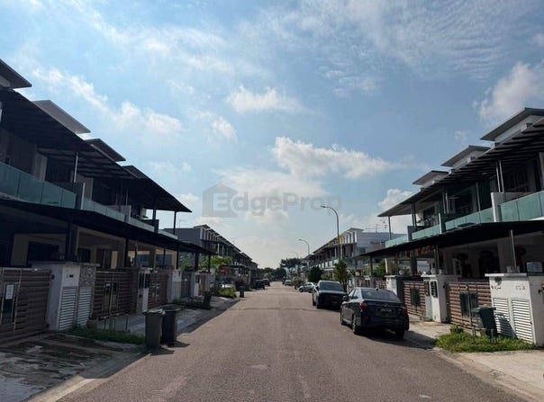 Johor Bahru, Johor 81100