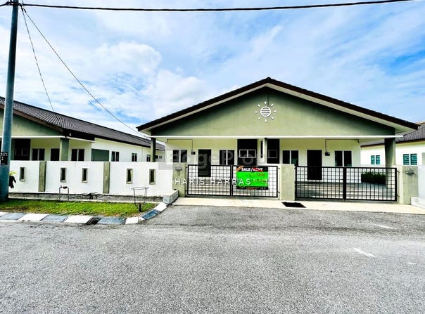 Jalan Residen, Sitiawan, Perak 32000