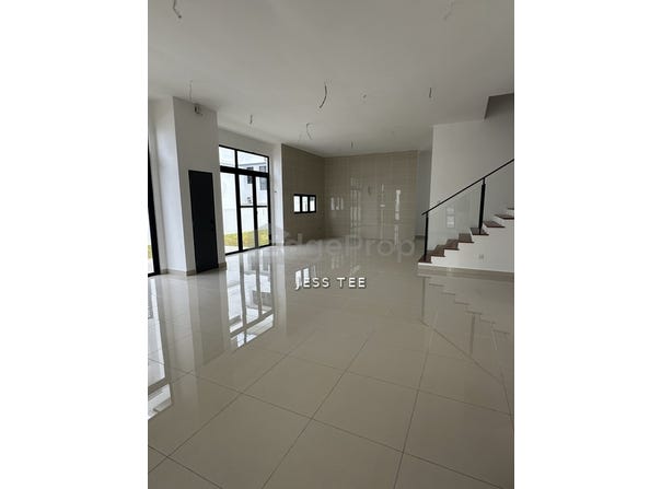 Jalan Setia Perdana U13/29, Setia Alam/Alam Nusantara, Selangor 40170