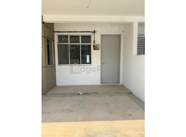 Jalan Platinum, 1, Taman Platinum, Dengkil, Selangor 43800