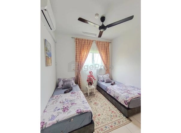 Persiaran Warisan, Sepang, Selangor 43900