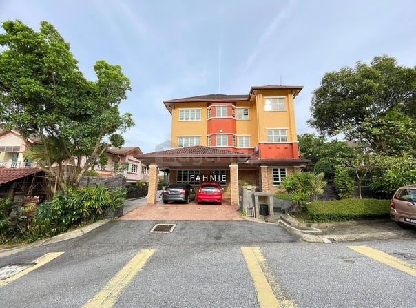 Jalan 6, Ampang, Selangor 68000