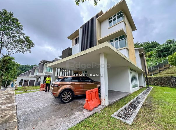 Jalan Tijani 1/B, Ampang, Selangor 68000