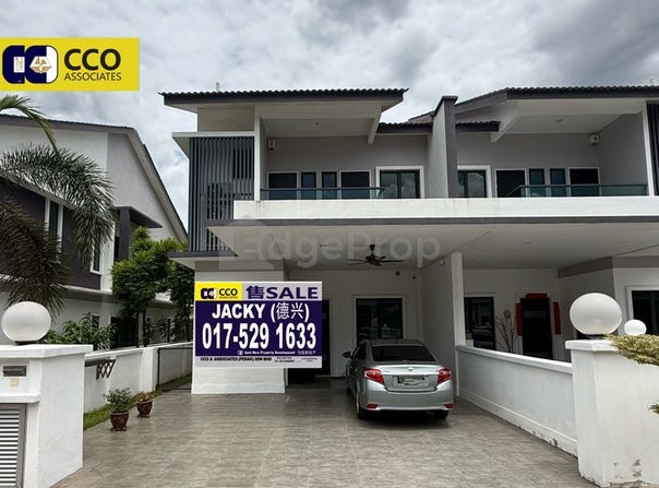 Panorama lapangan camellia, Ipoh, Perak 31650