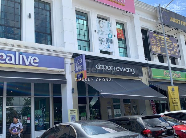 Jalan Eco Majestic Ivoris Brithton, Semenyih, Selangor 43700