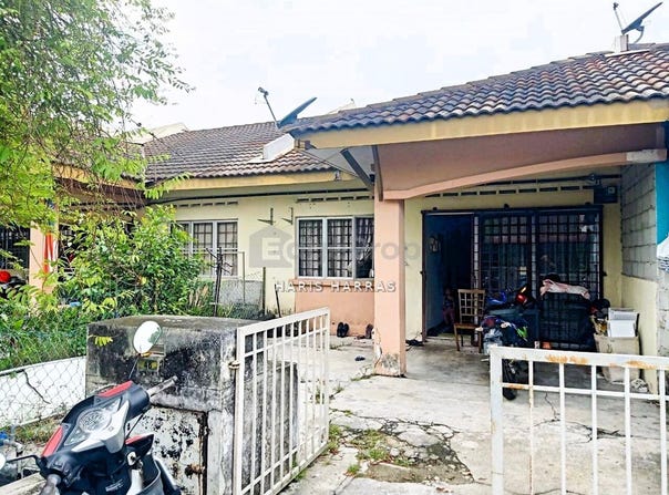 Persiaran Mahkota, Banting, Selangor 42700