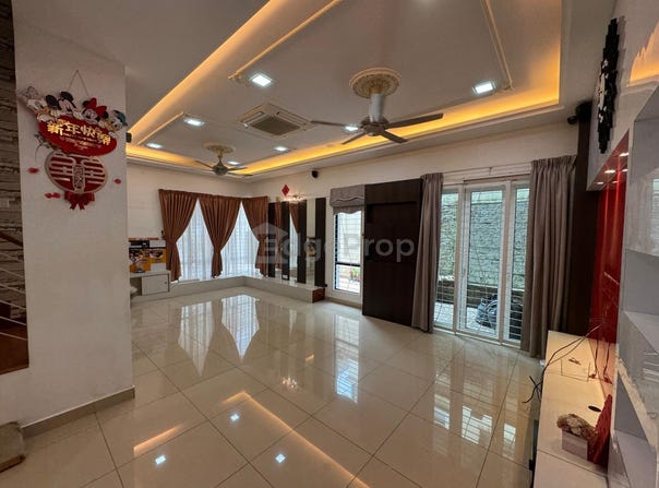 Jalan Hijauan Residence, Batu 9, Batu 9th Cheras, Selangor 43200