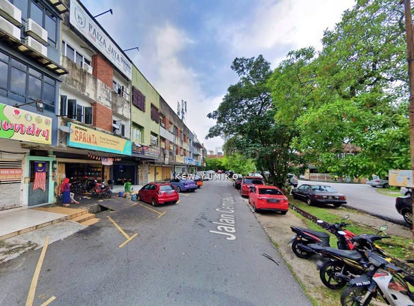 Jalan Cempaka 16, Ampang, Selangor 55100