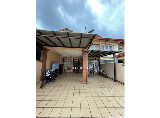 Lorong Batu Nilam, Bandar Botanic/Bandar Bukit Tinggi, Selangor 41200