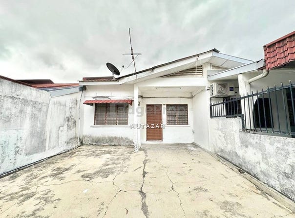 Jalan BK 1/4, Puchong, Selangor 47180