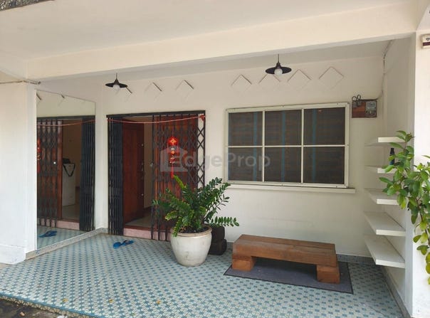 Jalan Emas; Jalan Besi, Klang, Selangor 41100