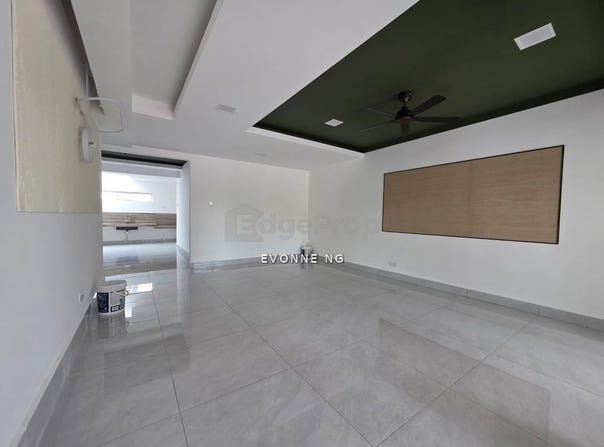 Persiaran Mahkota Cheras, Cheras, Selangor 43200