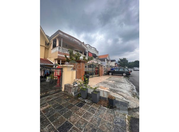 Jalan Bukit Permai, Ampang, Selangor 68000