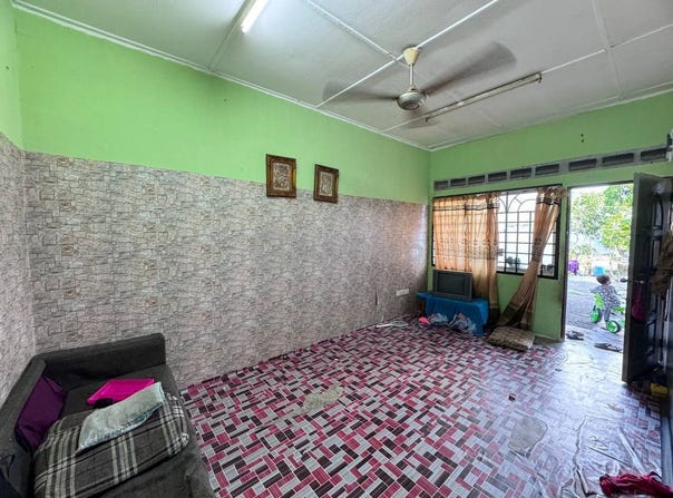 Jalan Bacang , Pasir Gudang, Johor 81700