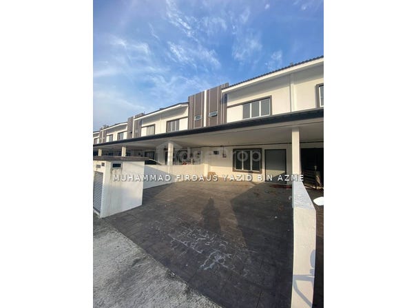 Jln Irama 5, Bandar Puncak Alam, Selangor 42300